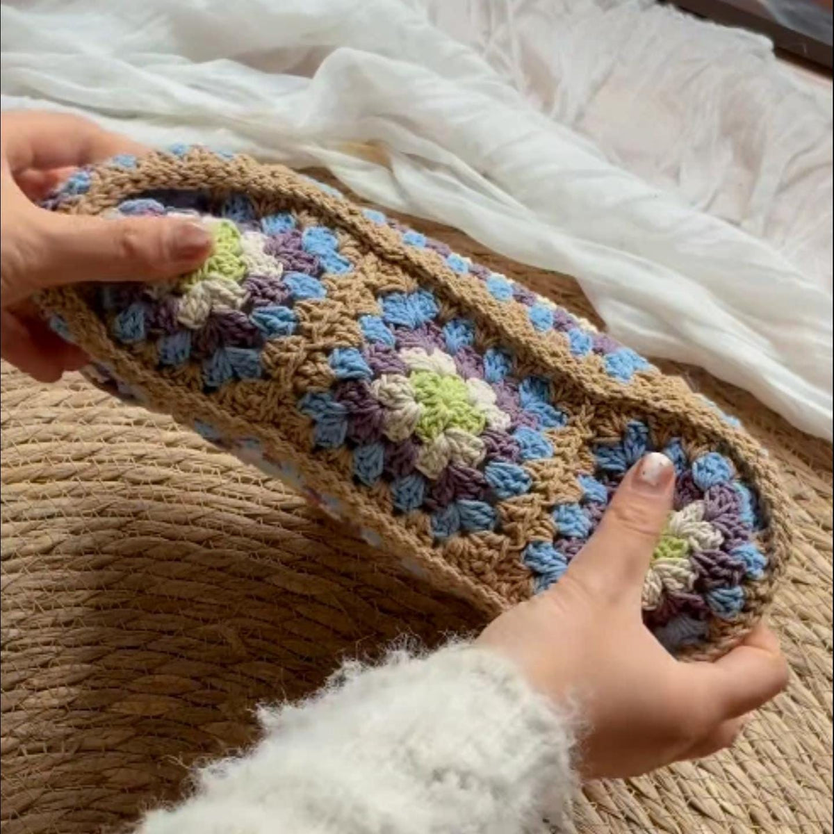 Handmade Granny Square Shoulder Bag, Anti-Pilling Yarn Wooden Frame Purse, Unique Crossbody Clutch, 10x12 Inch Handbag, Gift for her