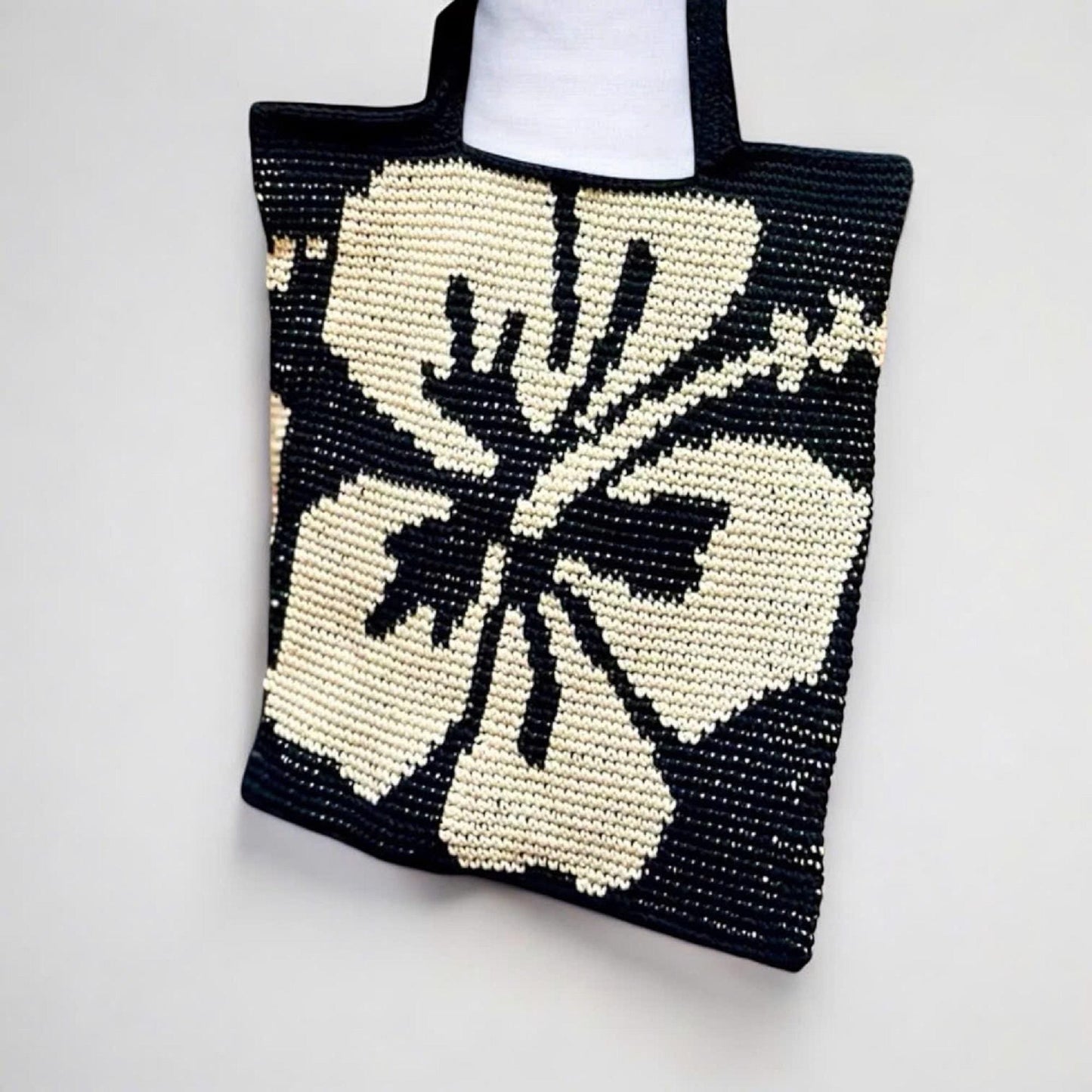 Handmade Crochet Tote Bag with Floral Pattern, Eco-Friendly Shoulder Bag, Gift for Mom & Girlfriend, Travel Bag, Mother's Day Gift
