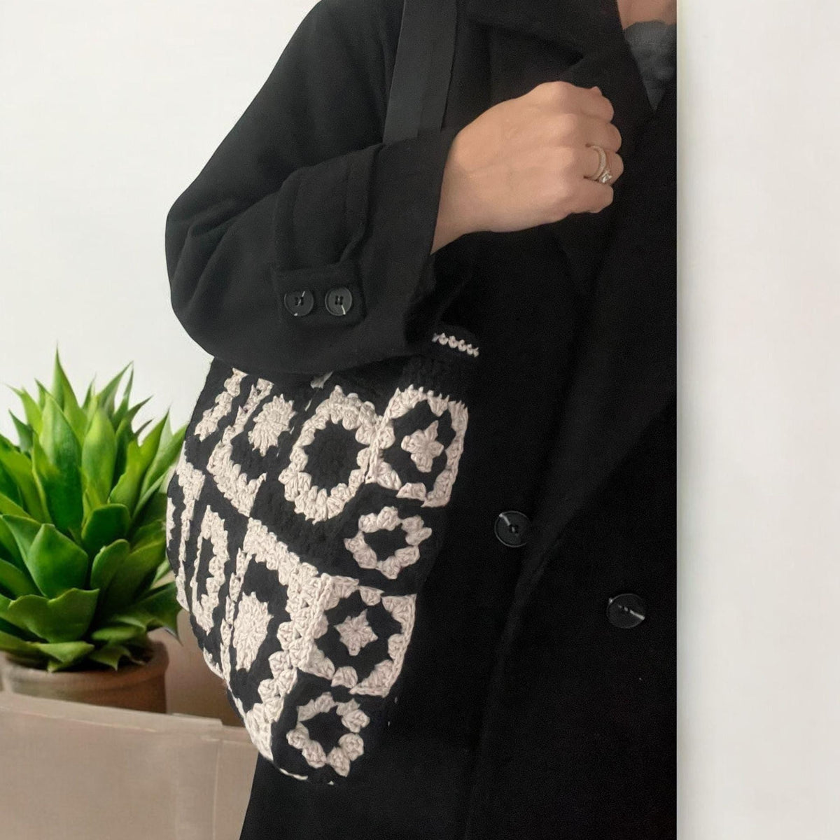Black & Cream Crochet Tote Bag with Leather Handles