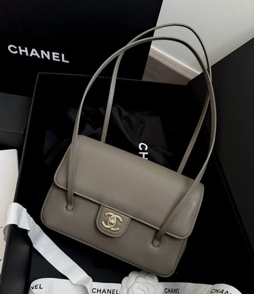Chanel 26S Preppy Coco Mini Caviar Leather Gold CC Logo Shoulder Bag