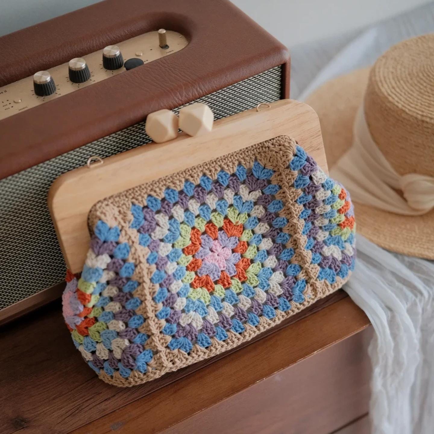 Handmade Granny Square Shoulder Bag, Anti-Pilling Yarn Wooden Frame Purse, Unique Crossbody Clutch, 10x12 Inch Handbag, Gift for her