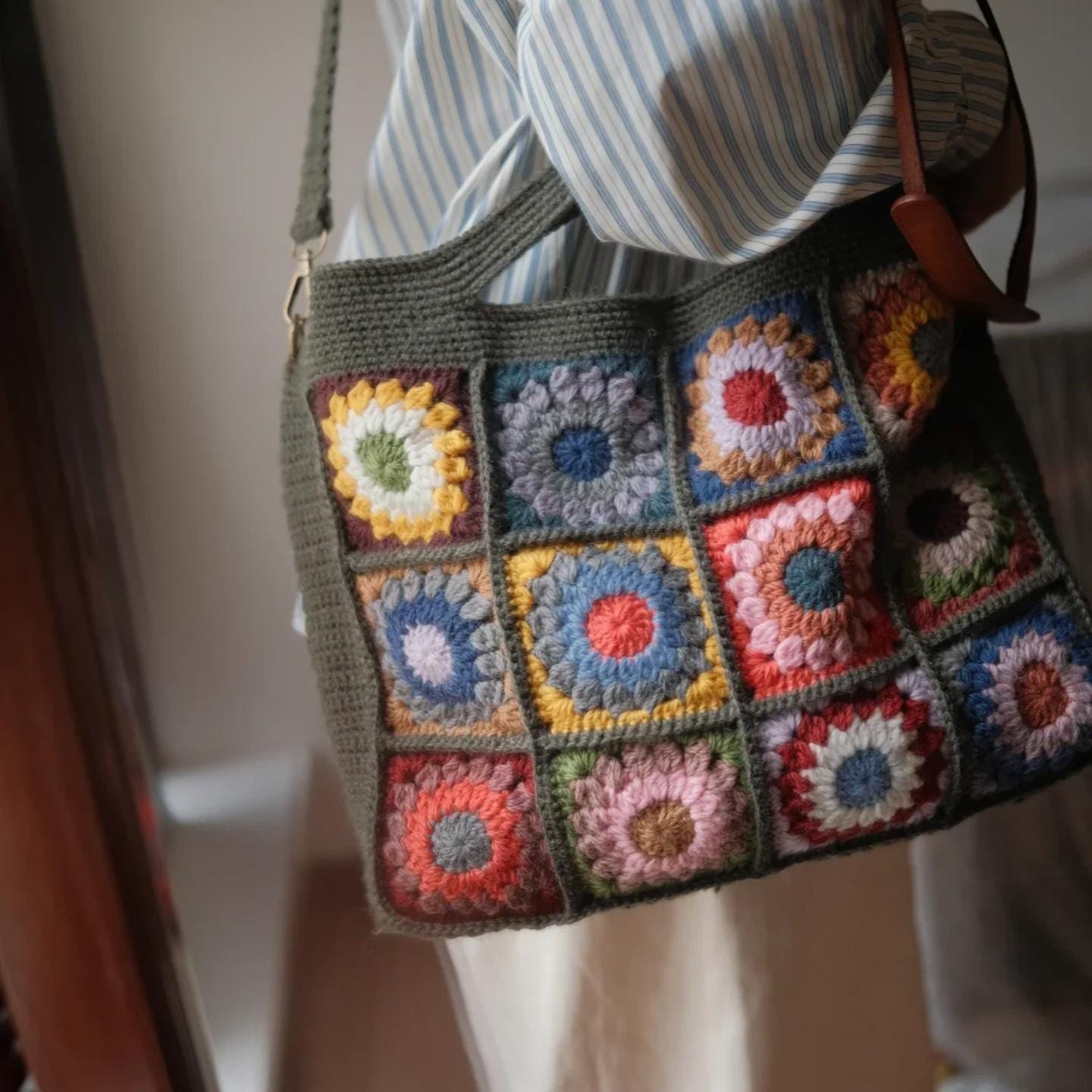 Boho Chic Crochet Bag, Handmade Wool Blend Tote, 3D Flower Granny Square Shoulder Bag, Durable YKK Zipper, Artisan Knit Purse, Gift for her